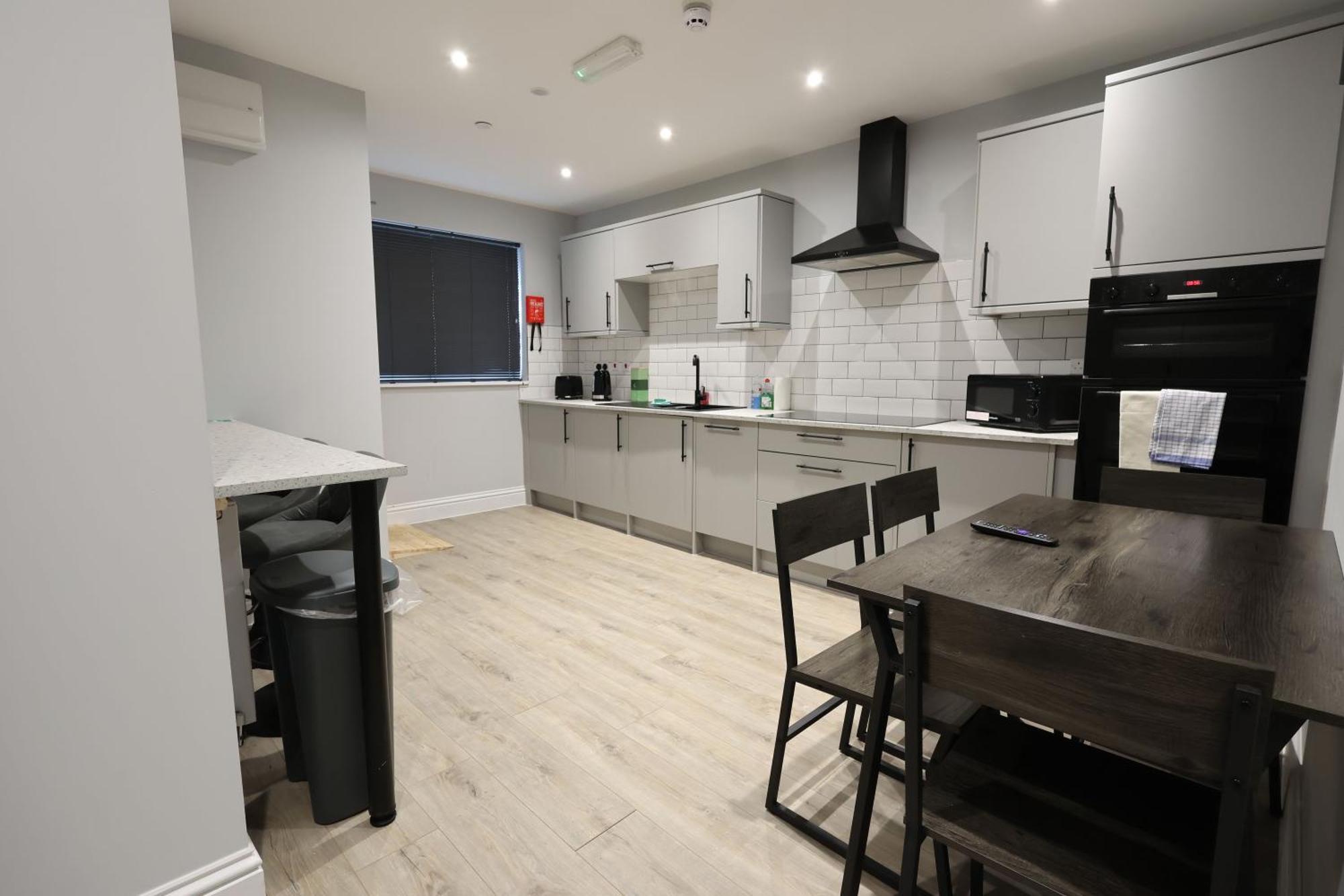 En-Suite Double Rooms, Smart Tv Comfy Style Llanelli Esterno foto